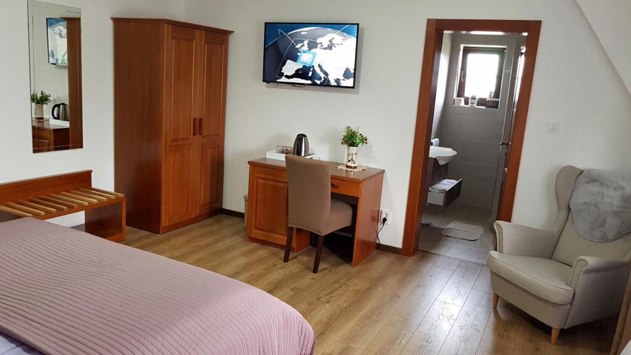 B&B Plitvice Lakes Villa Prica Plitvica selo Bagian luar foto