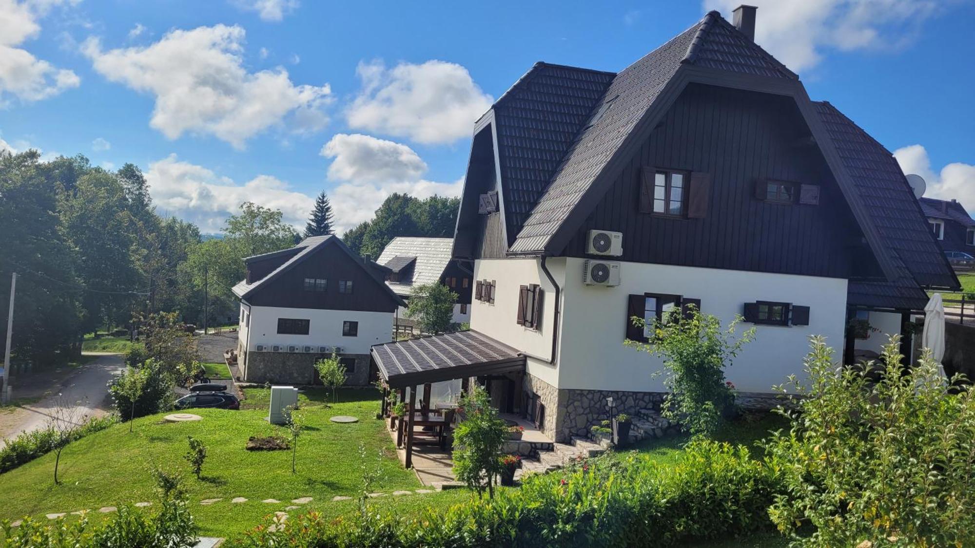 B&B Plitvice Lakes Villa Prica Plitvica selo Bagian luar foto